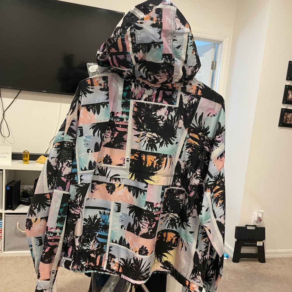 Calvin Klein performance jacket - Picture 2 of 2